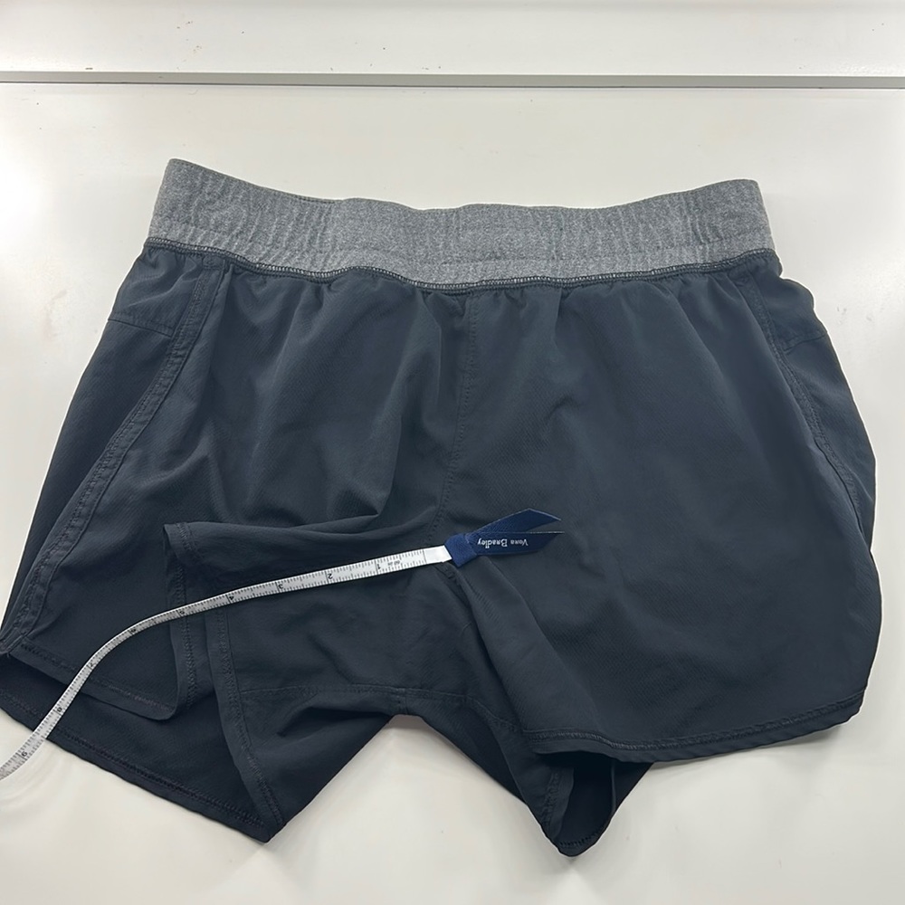 Columbia Running Shorts 4” Inseam Size Small Black